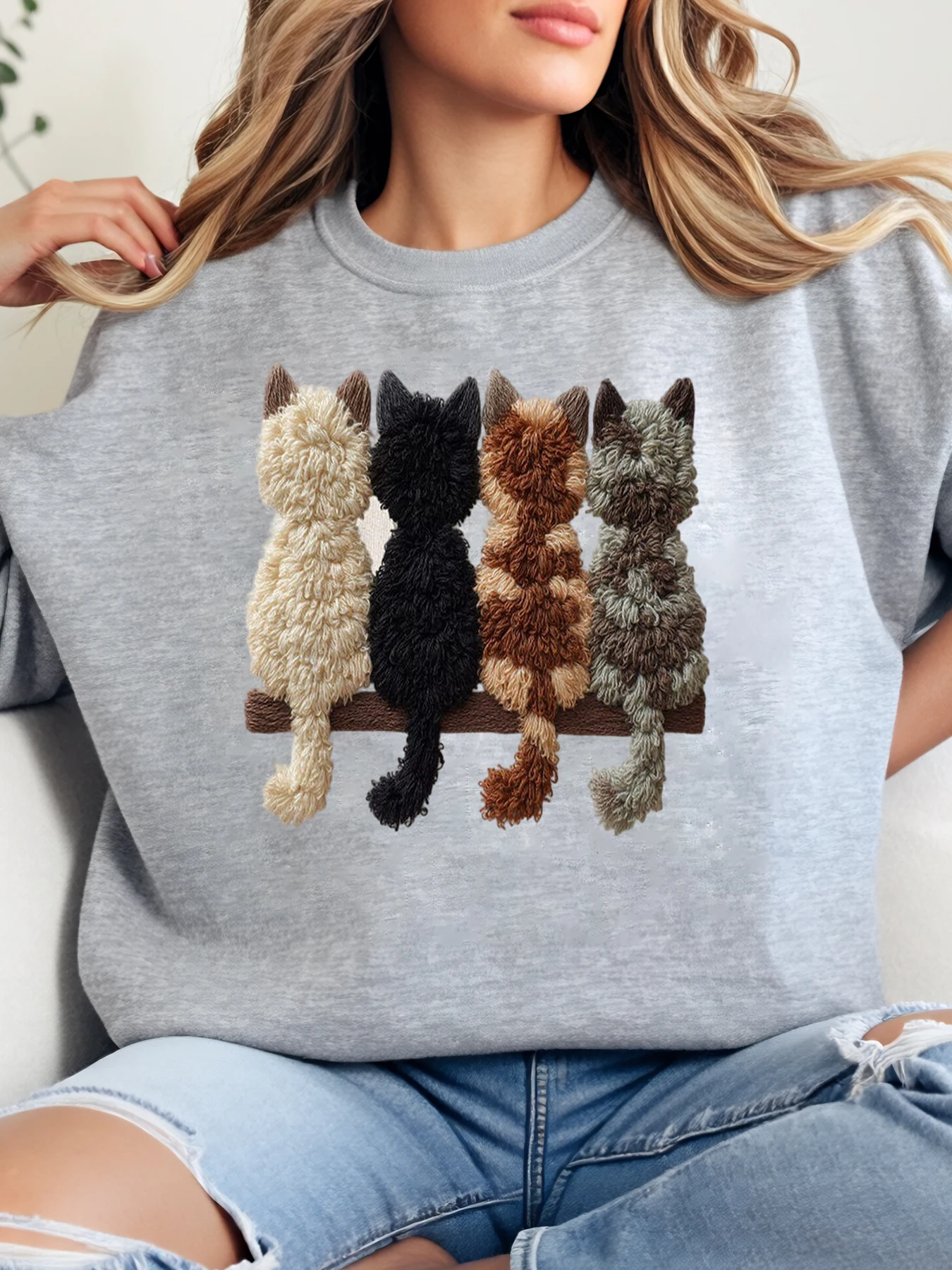 

Толстовка с круглым вырезом и принтом «Кошки на скамейке», осенне-зимняя повседневная одежда, женский уютный домашний наряд, большие размеры