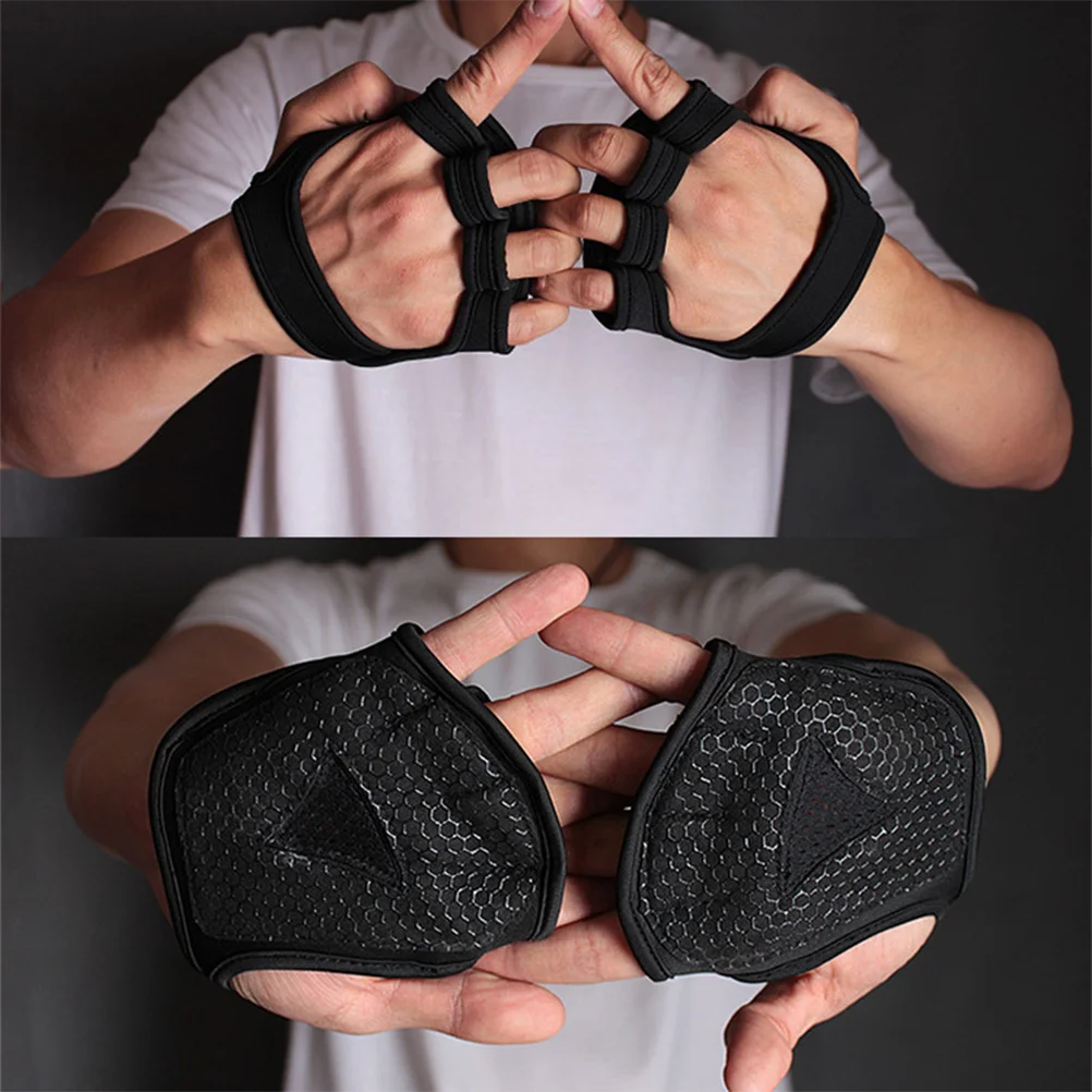 

Weightlifting Gloves Black Half Finger Ventilated Cross Training Non Slip Palm Sleeve Fitness Gloves Suitable for Pull Ups