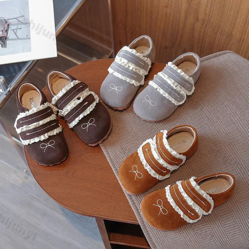 

Туфли принцессы для девочек, весна-осень 2024, новая мода, туфли Мэри Джейн с бантом и кружевной кромкой, нескользящая мягкая подошва, удобная повседневная обувь