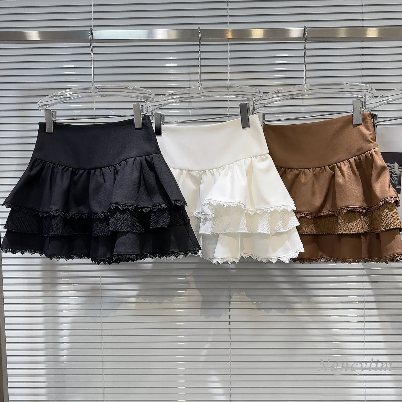 2024 Autumn New Sweet Girl Lace Edge Design High Waist Ballet Skirt Short Cake Skirts for Women