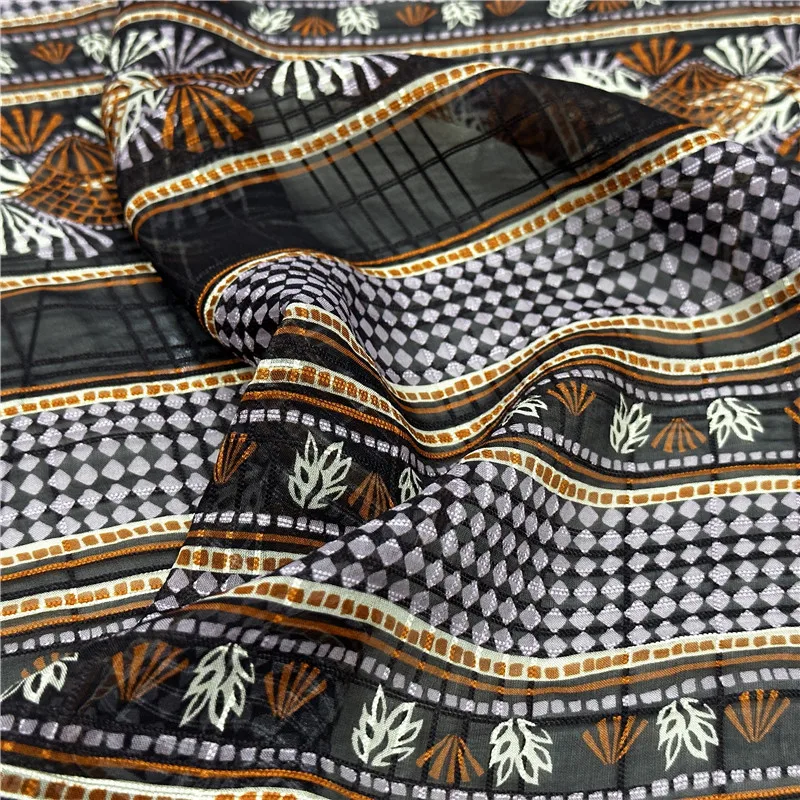 

Красно-коричневая льняная сетчатая ткань Модель одежды для шитья своими руками Весенне-летние юбки Платье Ткань на метр