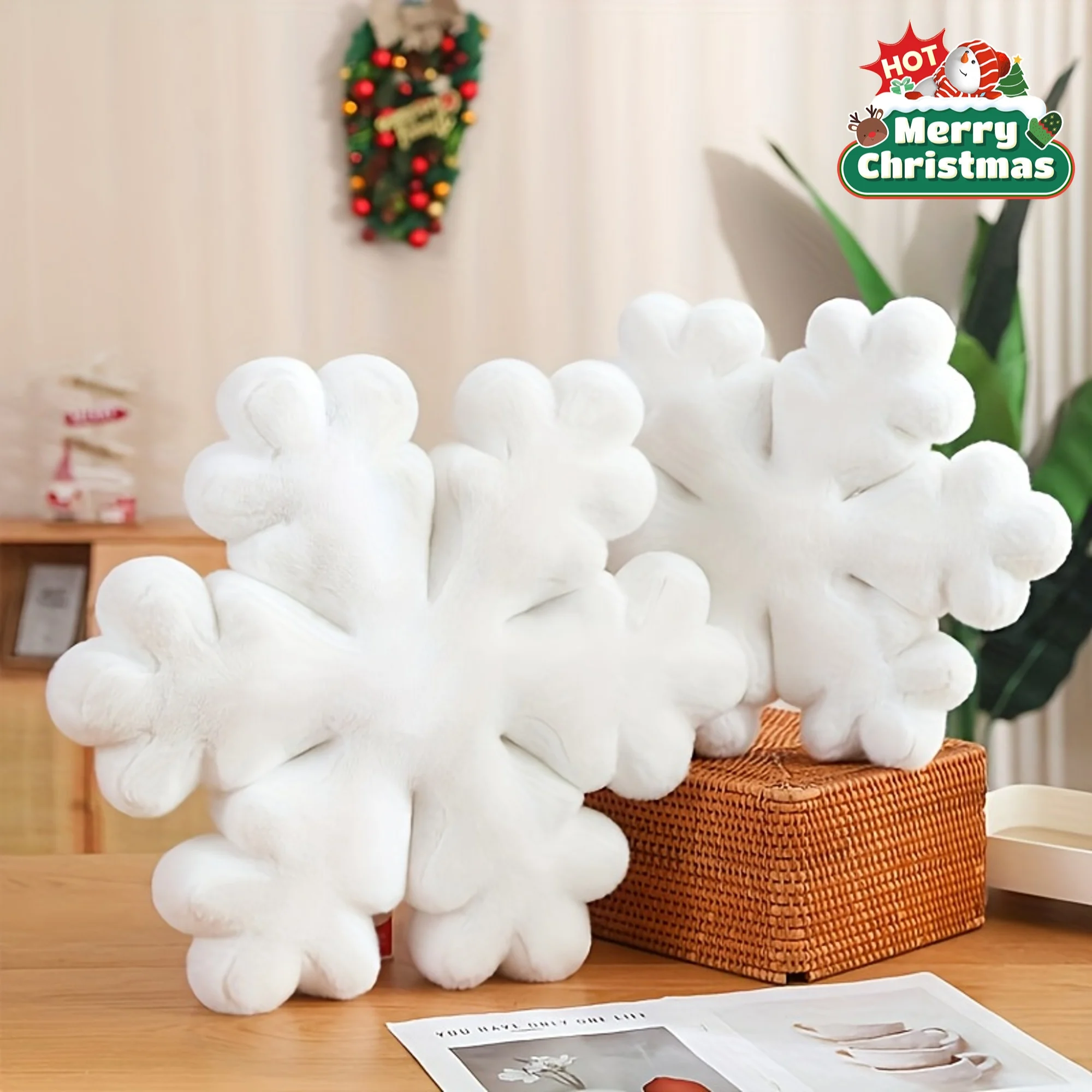 

Soft Cloud-Shaped Seat Cushion-Snowflake Pillow,Creative Living Room Accent,Sofa Pillow Decoration/Christmas Holiday Ornament
