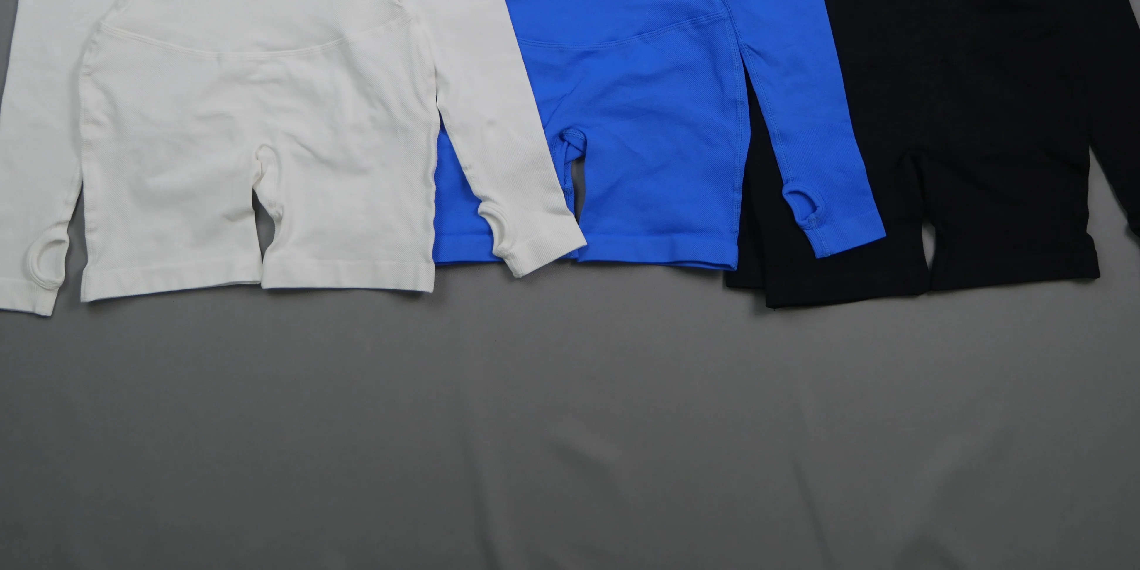 Nahtloser Langarm-Yoga-Bodysuit für Damen, schnelltrocknend, hochelastisch, rückenfrei, für Fitness- und Workout-Übungen – Detail 6