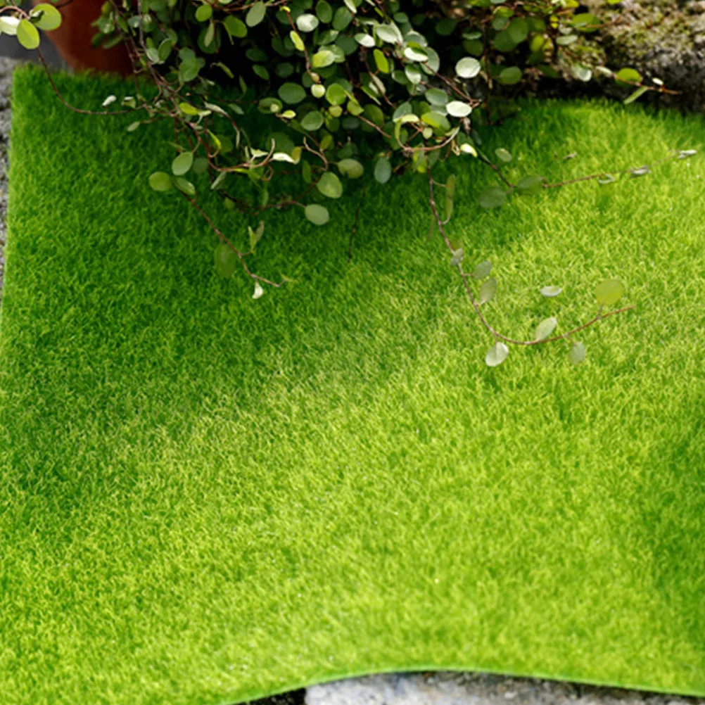 

6 Pcs 15x15cm Artificial Grass Mat Simulated Moss Decorative Mini Lawn Wear Resistant Compact DIY Landscaping Craft Project