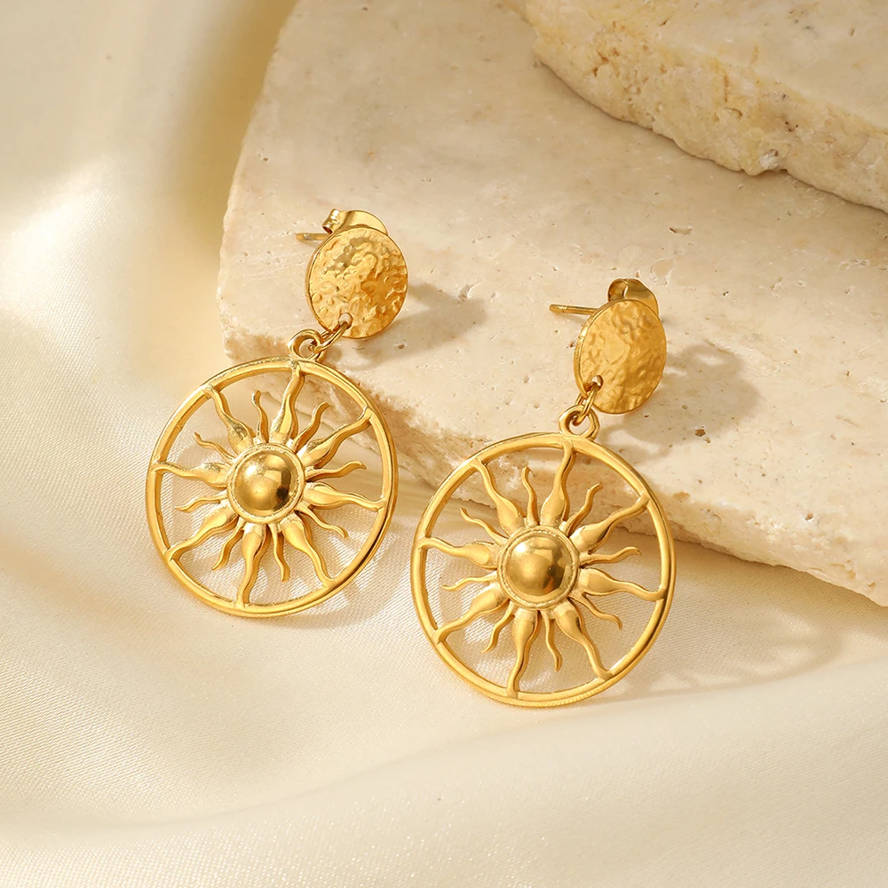 Stainless Steel Earrings Light Luxury Personalized Sunflower Circle Dangle Earrings For Women Jewelry Daily Commuter Matching