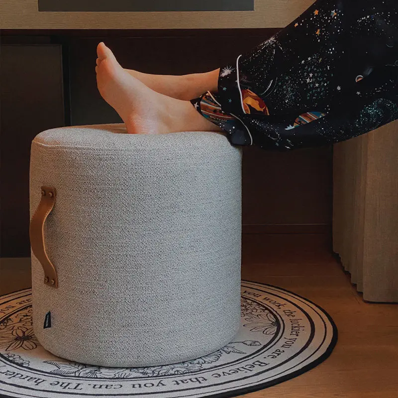 

Роскошный современный пуф-табурет с ручкой, круглый минималистичный оттоман для гостиной, многофункциональная скамья для обуви в прихожую