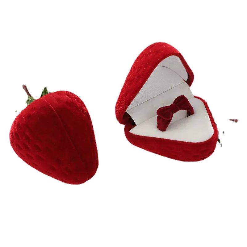 Strawberry Velvet Jewelry Gift Box for Kids Cute Ring Storage Organizer Adorable Decorative Case for Accessories Party Favors