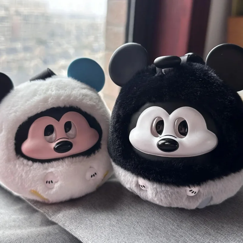 In Stock Genuine Disney Mickey Fun Crash Series Blind Box Pendant Keychain Mickey Mouse Vinyl Surprise Box Action Figure Toys