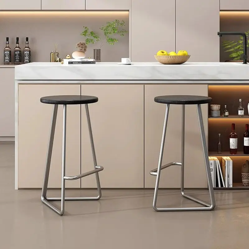 

Nordic Home Designer Vintage Bar Stool High Foot Cafe Bar Stool Solid Wood Seat Surface Wine Iron Island Round Stool