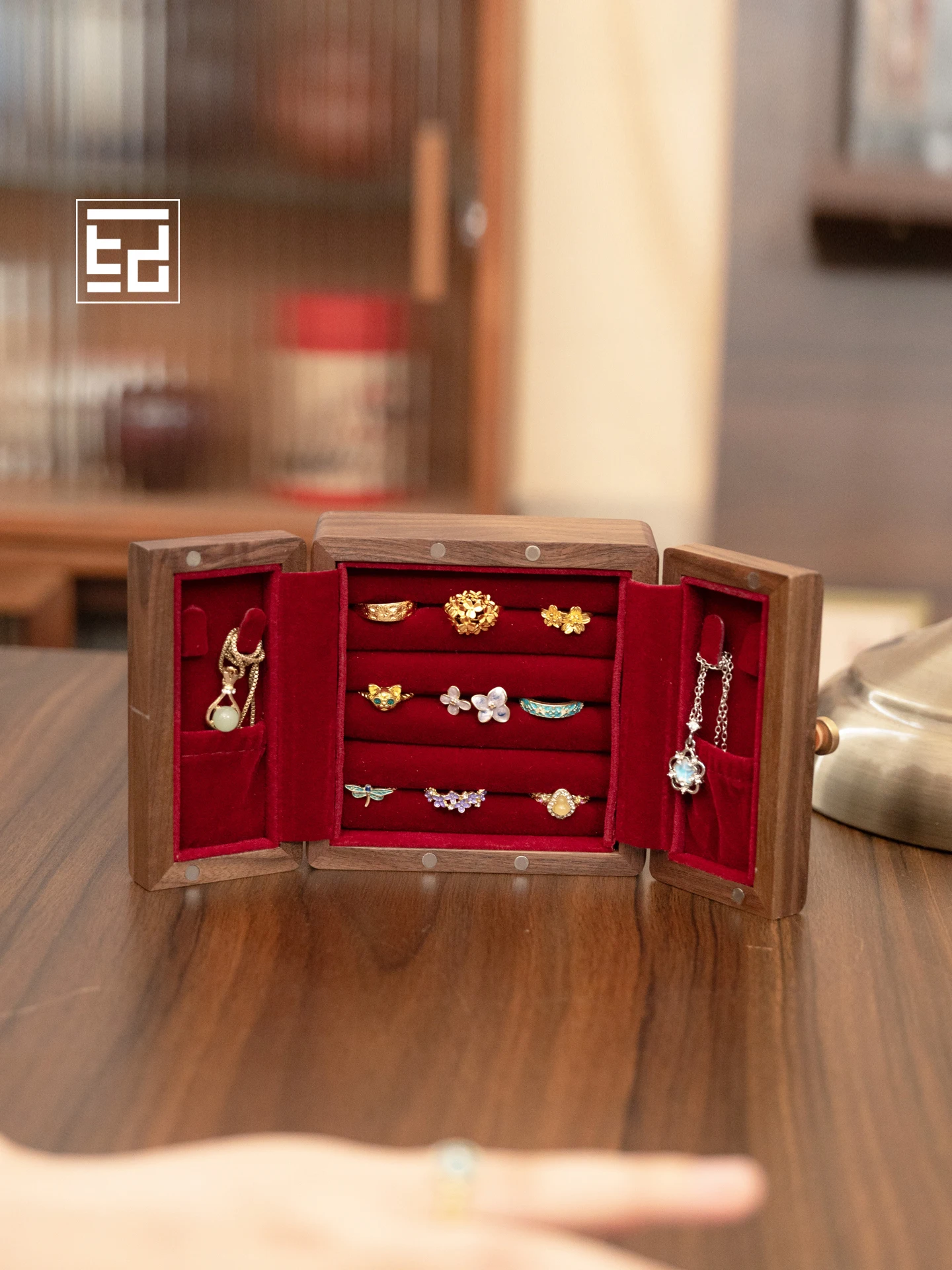 portable-wooden-ring-storage-box-small-jewelry-box-handy-wooden-case-vintage-style-no-lock-for-everyday-use-made-in-china