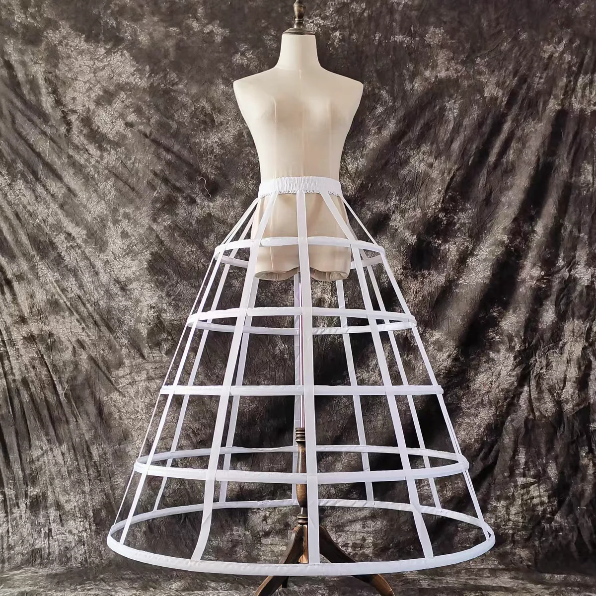 Women Lolita Hollow Lotus Leaf Lace Bird Cage Fish Bone Skirt 5 hoops Cosplay Dress Skirt Petticoat Bride Wedding Dress Lining