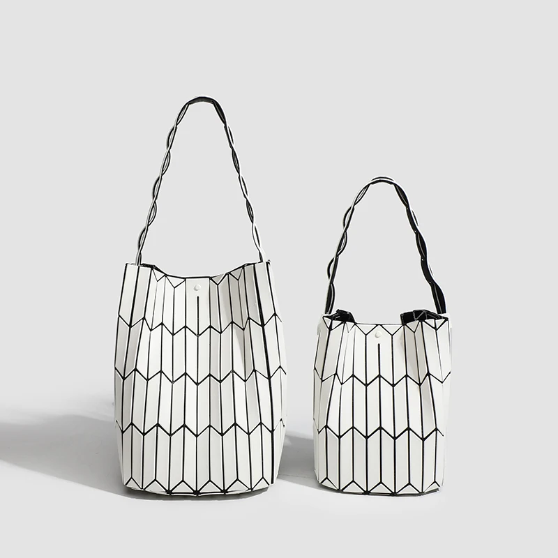 

2024 New Geometric Diamond id Basket Bag Single oulder Handheld Faion Casual Women's Buet Bag Trendy