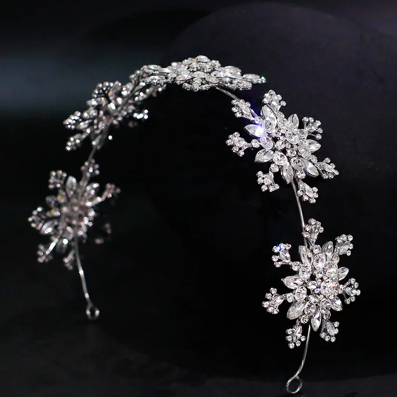 Elegant Bride's Wedding Headdress Shiny Hair Hoop Sweet Snowflake Korean Style Wedding Dress Main Style Headdress Accessories image 3