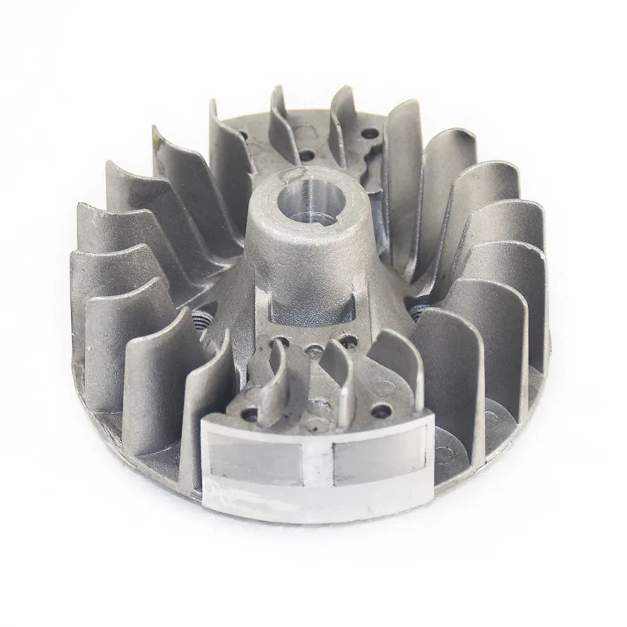 Magnetyczne koło zamachowe do 1E40F-5 1E44F-5 40-5 44-5 CG430 43A BG430 430 TL43 TL52 Mini ATV Bike Strimmer Trimmer Brush Cutter Parts