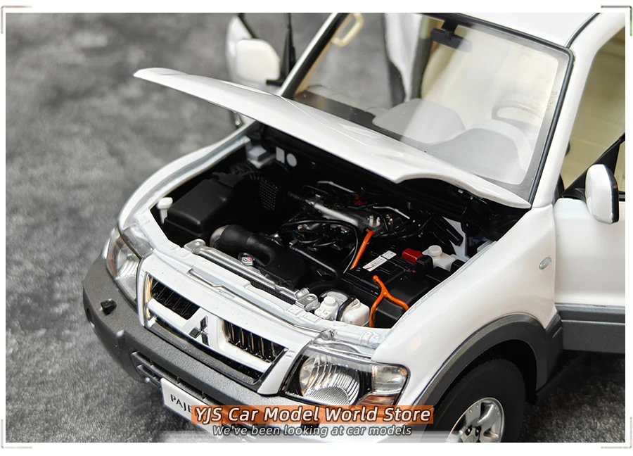 Modelo YC SunStar (OEM) 1:18 Mitsubishi Pajero V73 modelo de carro