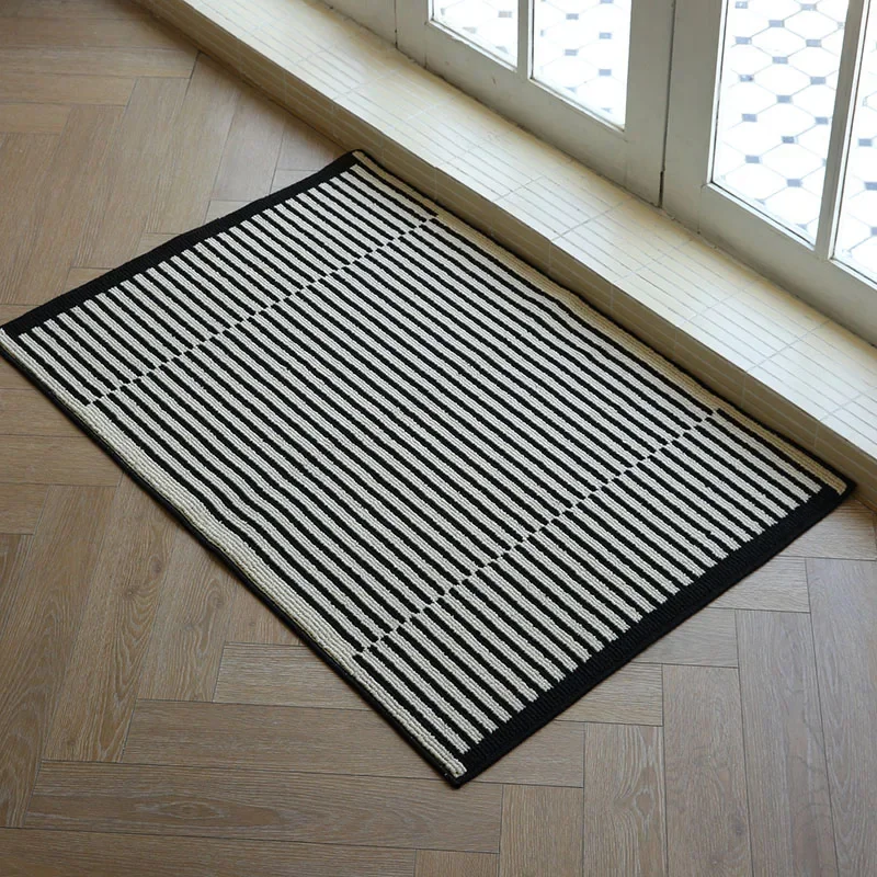 Fashion Black Stripe Print Doormat American Wear-Resistant Floor Carpet for Porch Hallway High-End Soft Living Room Bedside Rugs