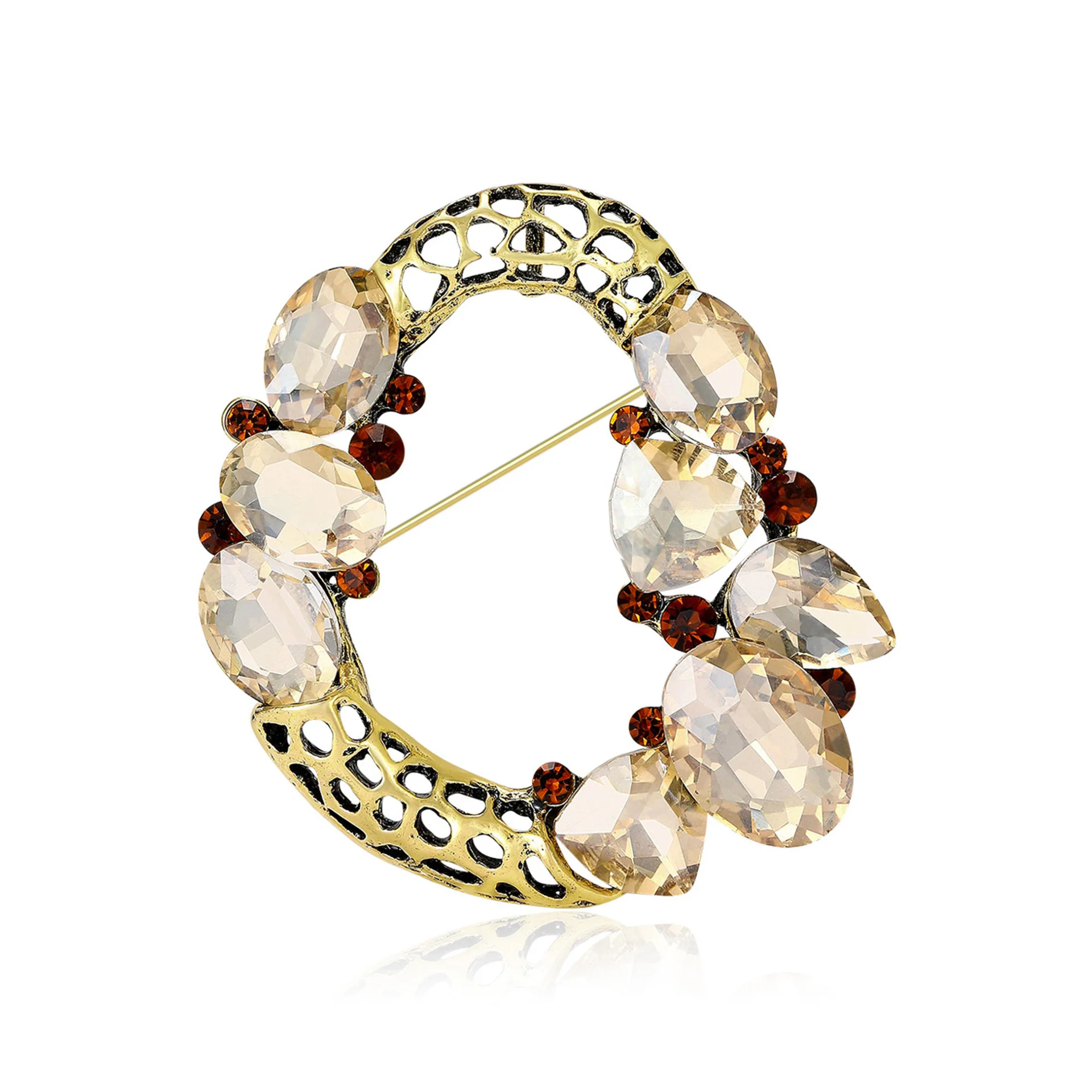 

Retro Light Luxury Hollowed-Out Crystal Round Garland Brooch, Women's Neutral Suit Jacket, 2-Color Lapel Pin, Party Jewelry Gift