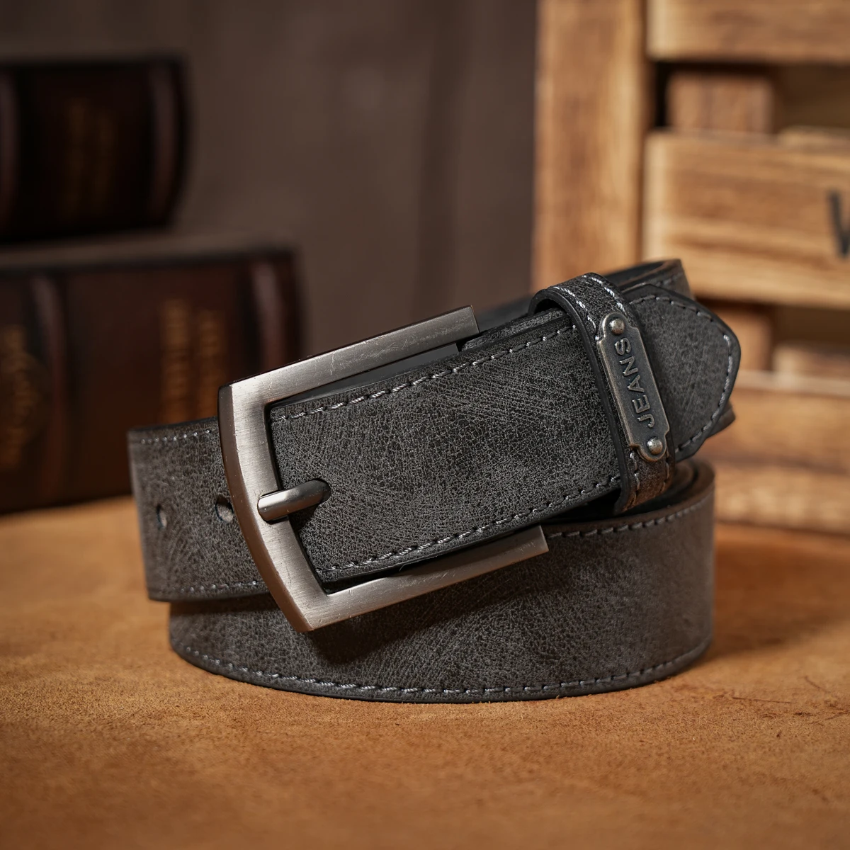 Ein lässiger, individueller und Retro-Gürtel, Bekleidungszubehör im Western-Stil, Metallschnalle, PU-Gürtel, geeignet für Männer und Frauen – Detail 9