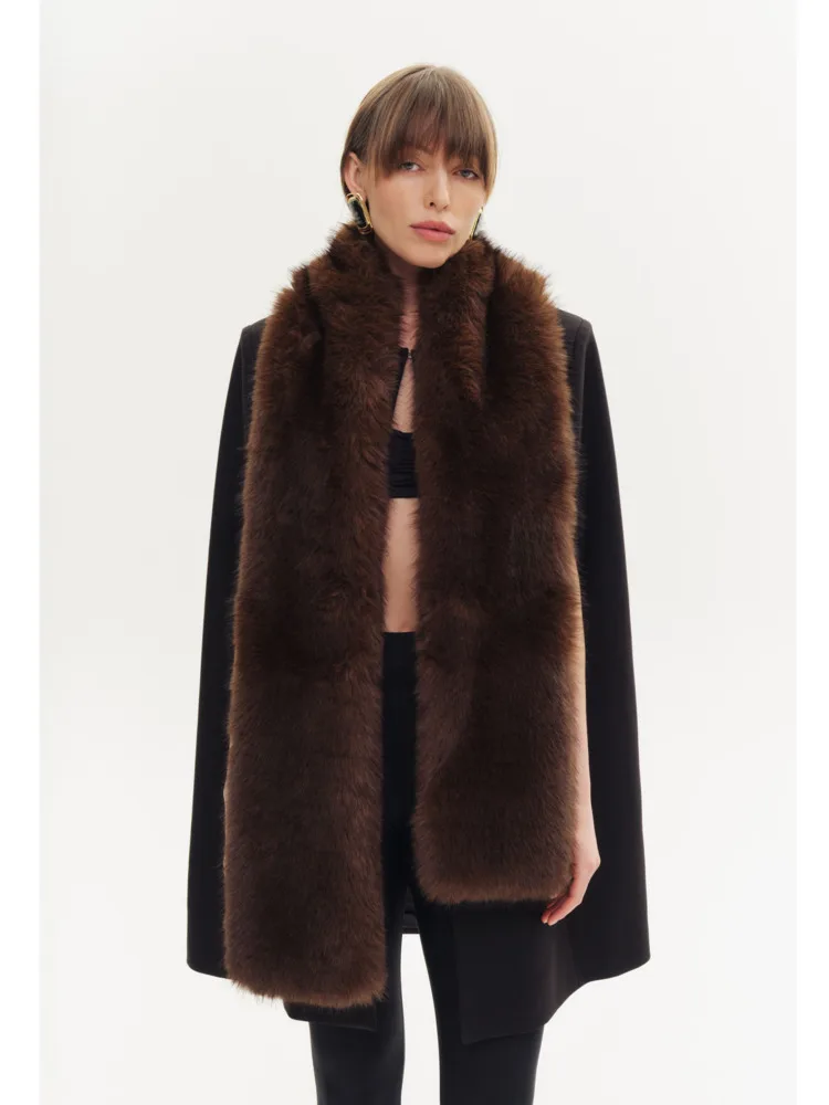 DFDG 2025 Sciarpa in pelliccia sintetica ecologica da donna invernale con colletto a scialle vintage Designer di lusso caldo accessorio natalizio Sciarpa in puro colore