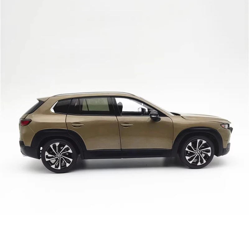 1: Collection of 18 domestic original CX-50 alloy car models, SUV models, gifts, and ornaments