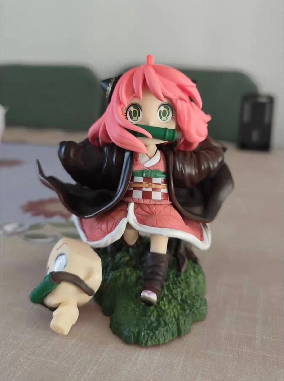 Spy Play House Q Version Mi Douzi Aniya COS Running Aniya Fuji Ornament Boxed Figure