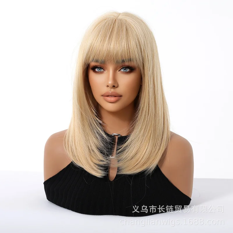 

Women's light blonde with bangs, gradient straight hair, European and American synthetic fiber full head wig, high-temperatu