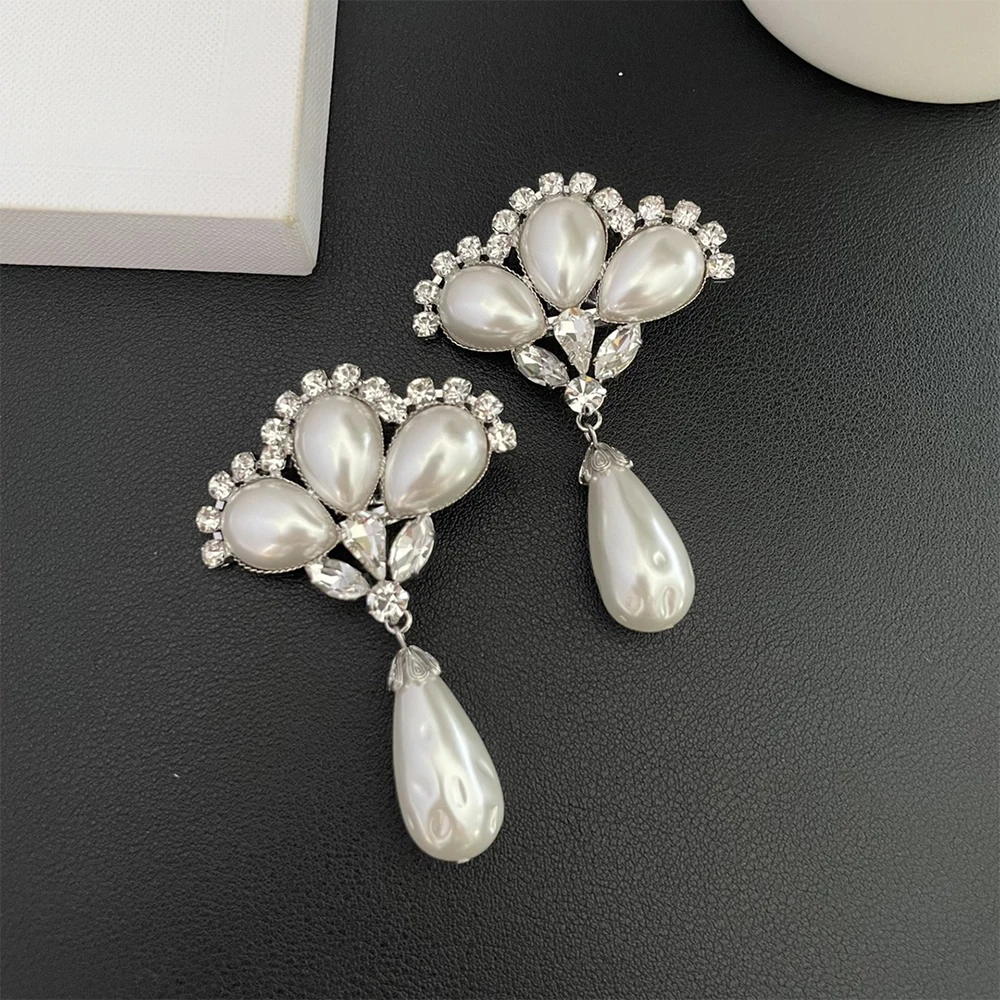 To Reine Vintage Fashion Fan Crystal Pearl Earrings Women's Party Accessories Silver Ear Clip Jewelry Luxury Romantic Gift