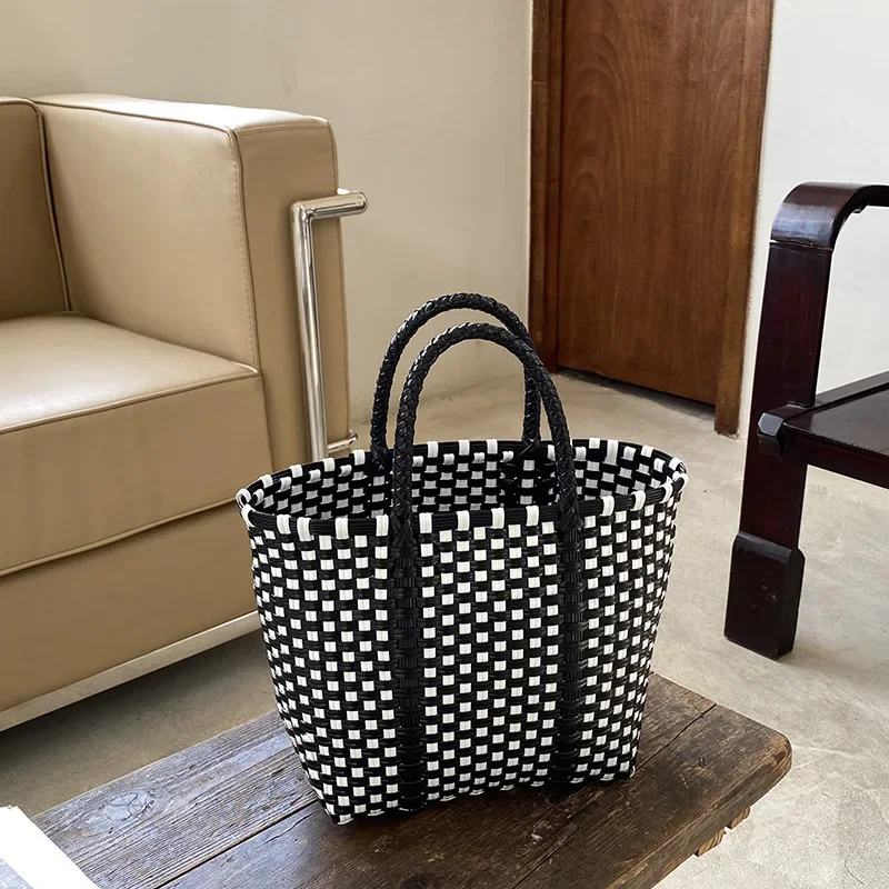 2023 New Vegetable Basket Summer Fashion PVC Handbag Hand Woven Bag Patchwork Striped Tote Beach Bags