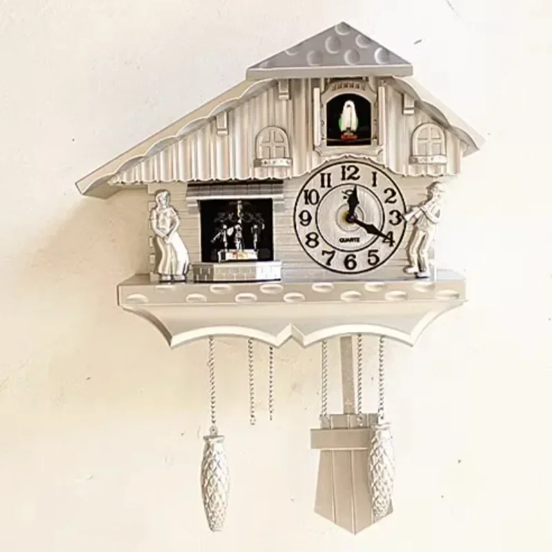 Vintage Clock European Wall Clocks Cuckoo Out of The Window To Tell The Time Swinging Watch Features Bedroom Decoration