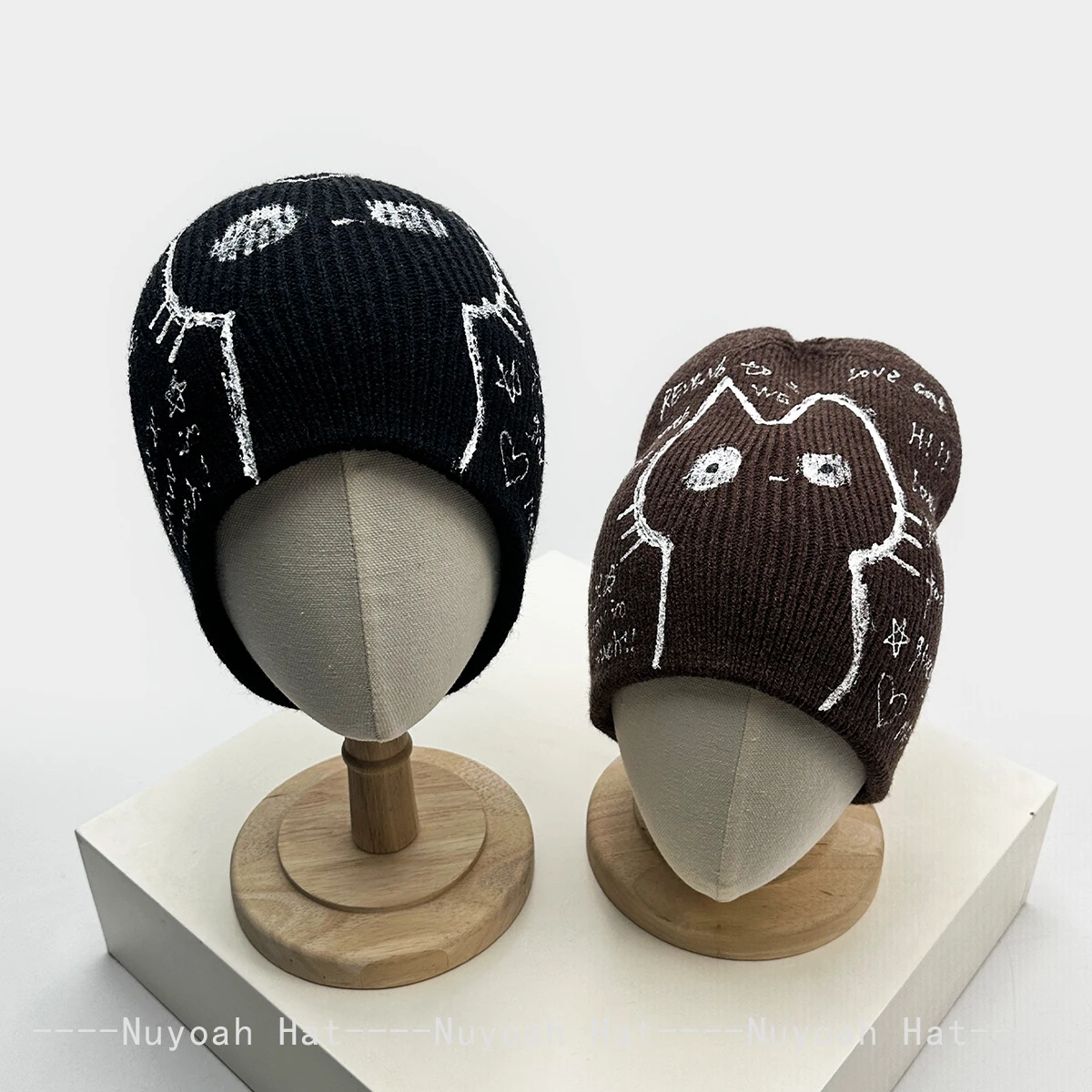 Korean Cartoon Hand-drawn Cat Letter Knitted Beanie Warm Color Block Outdoor Hat Men Women Casual Fashion Cute Versatile Knit Ca