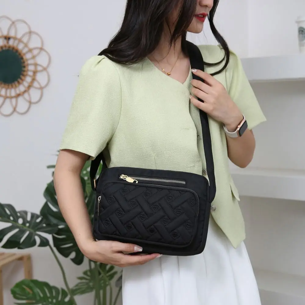 Large Capacity Women Handbag Fashion Zipper Portable Underarm Bag Comfortable Nylon Shoulder Bag