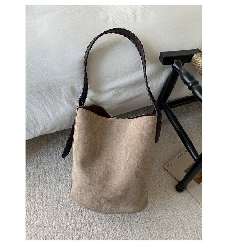 Mehrfarbige Wildleder-Schultertasche mit Verstellbarem Riemen, Lässiger Stil für Tägliches Einkaufen, Verabredungen, Pendeln und Kurzreisen – Detail 30