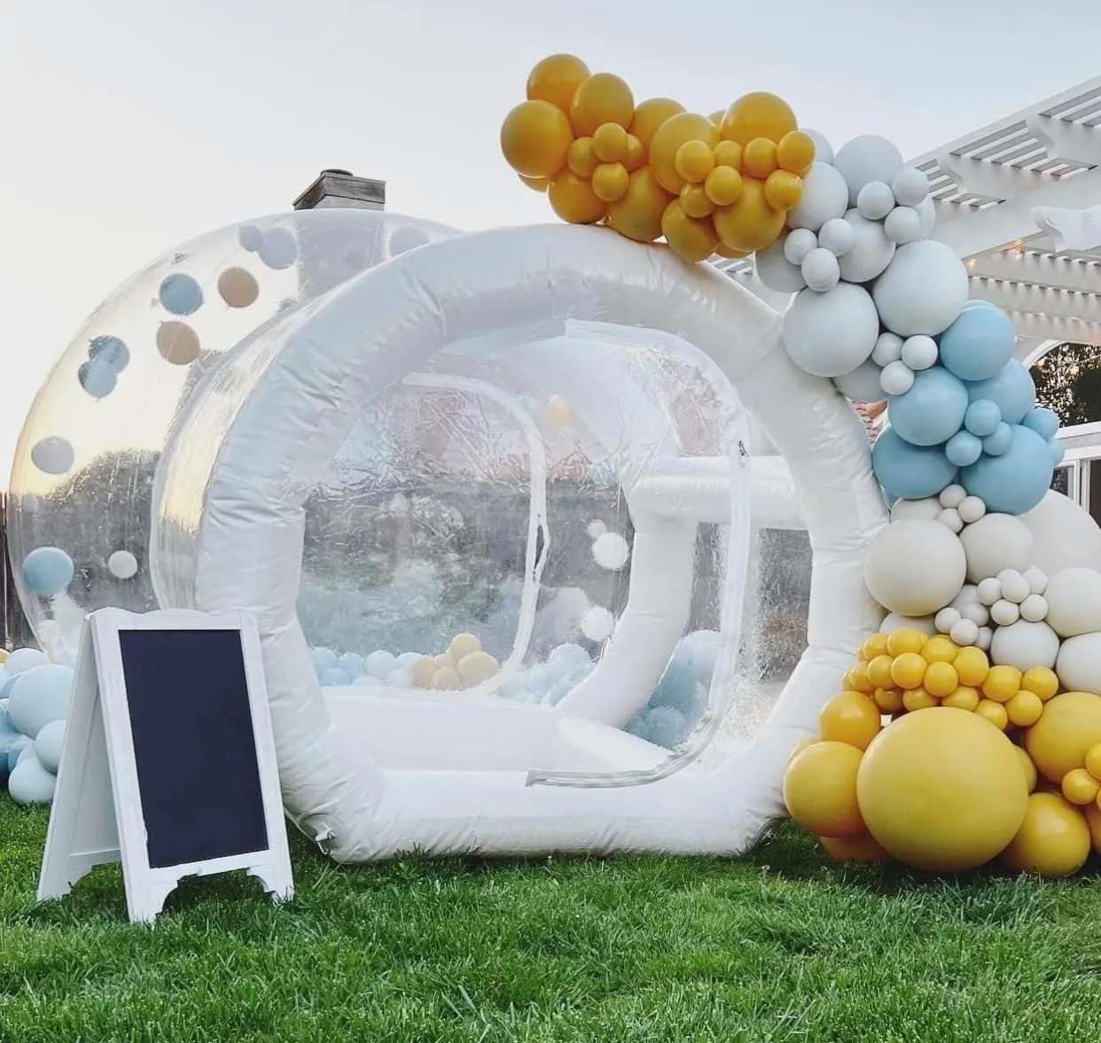 Outdoor Transparent Inflatable Bubble Tent With Balloons Inflatable Bubble House