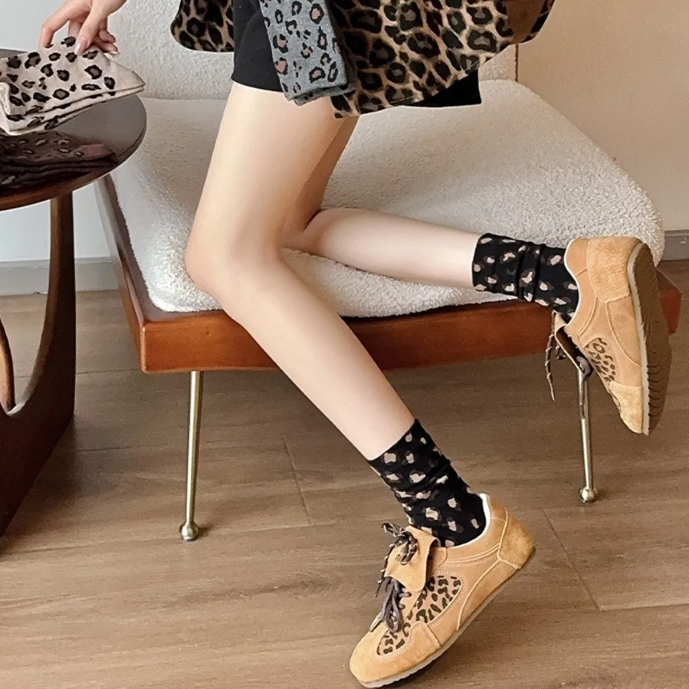 

5 Pairs Korean Style Leopard Print Socks Soft Breathable Famale Tube Socks Sweat-Absorbing Polyester-cotton Mid-Calf Socks