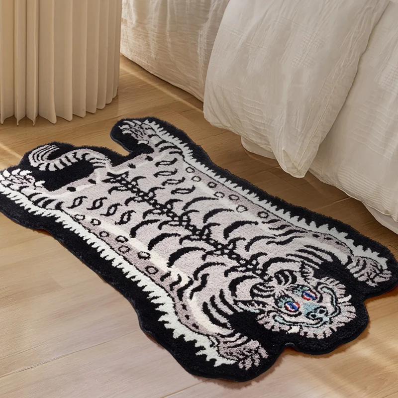 VIKAMA Tiger Pattern Rug - Entryway Door Coat Closet Bedroom Side Rug - Anti-Slip Winter Autumn Warmth Home Decoration