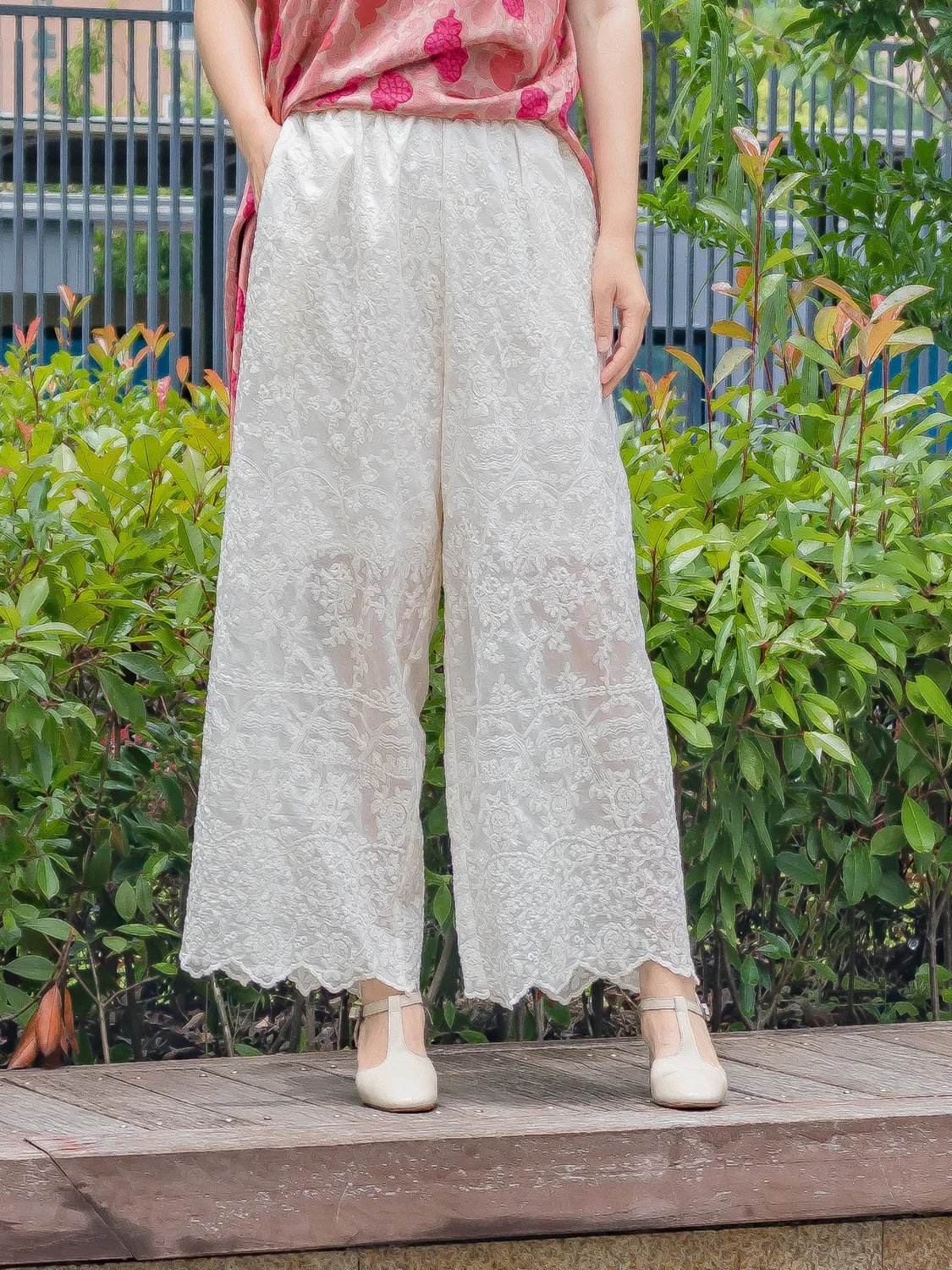

Summer New Chinese Sle National Trend Artistic Embroidered Elastic Waist Crescent Casual Pants Fairy Pants