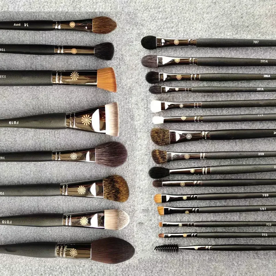 23 pçs/set pincéis de maquiagem de cabelo animal conjunto fundação pó contorno compõem kit escova sombra destaque esquilo cabelo cabra olho