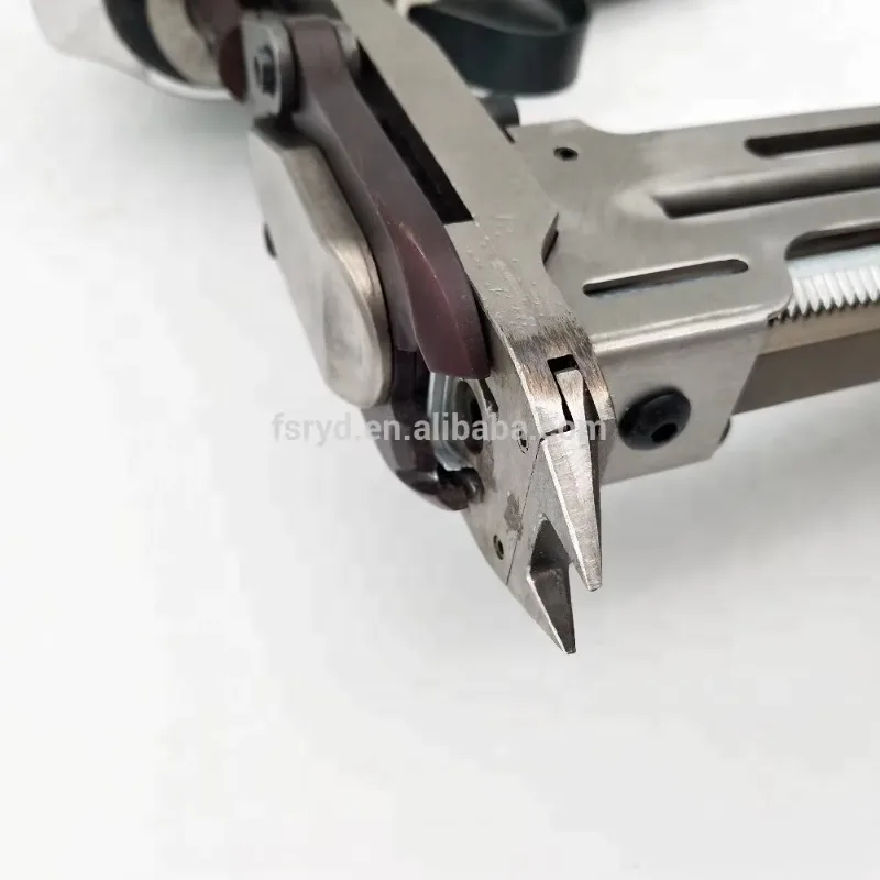 

HR22 Air Stapler for Fastening Cage Wires with Finish & Framing Nails Versatile Hog Ring Gun