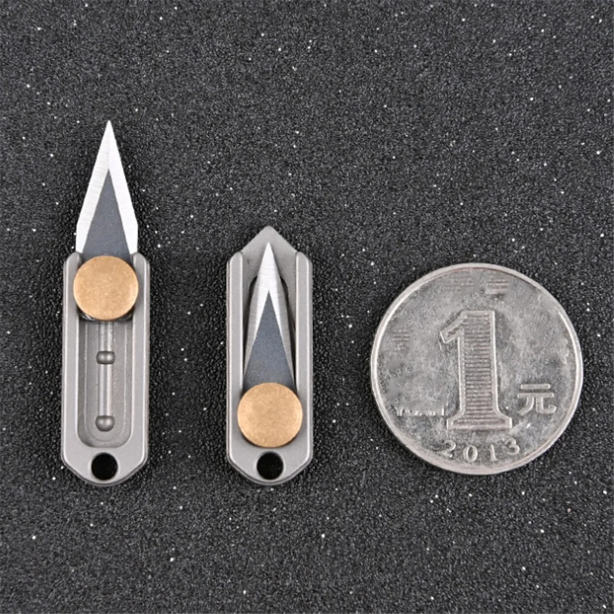 A002 Pure Titanium Mini Push Knife Titanium Alloy Portable Edc Keychain Pendant Unpacking Express Opening