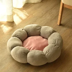 Flower-Shaped for Indoor and Outdoor Comfortable Sleep Pet Bed Unique Use Dog Mat  Dog Beds for Large Dogs