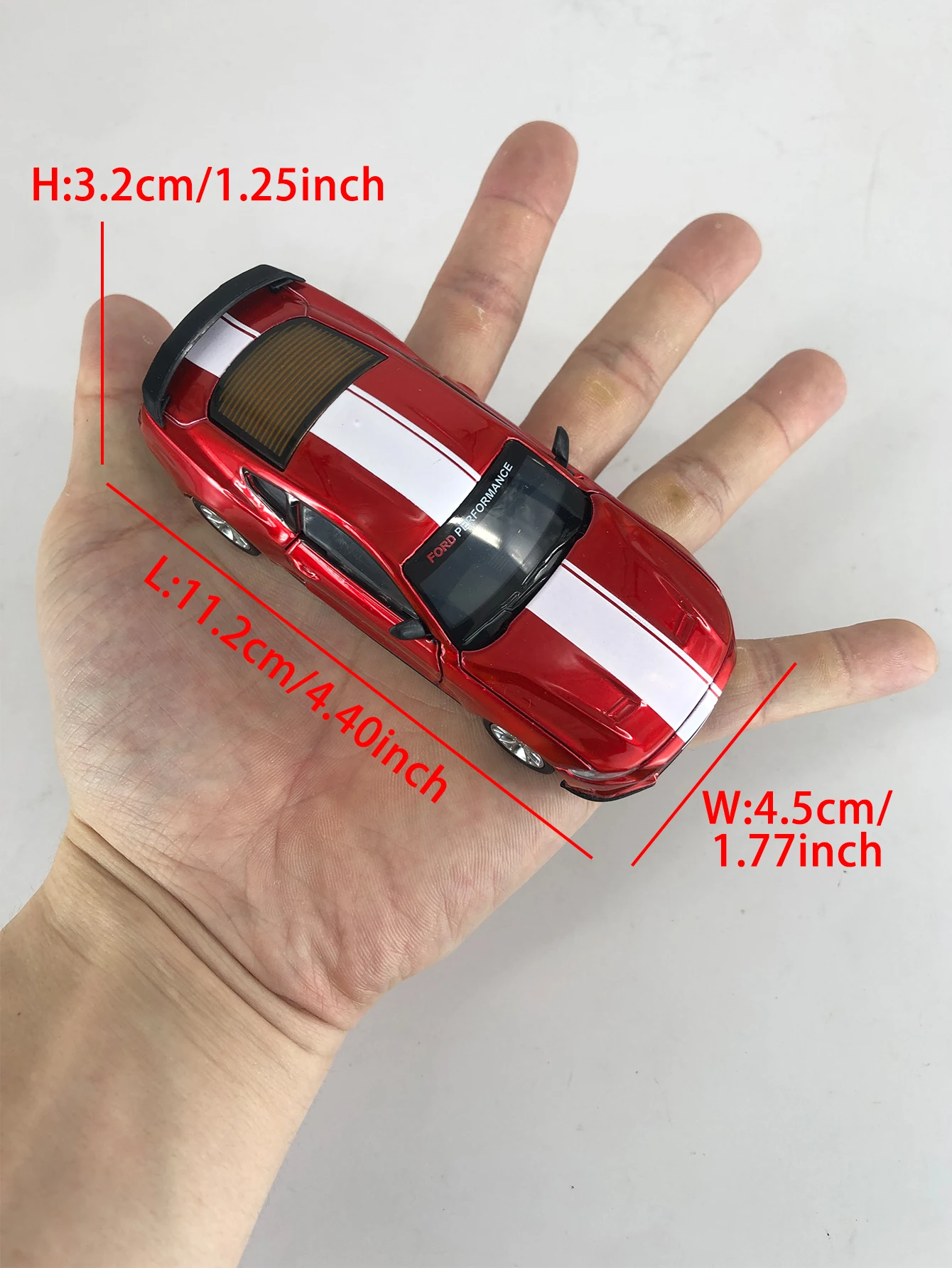 1: 42 simulação liga de zinco Ford Mustang GT2018 carro modificado, modelo estático, carro de presente colecionável de metal