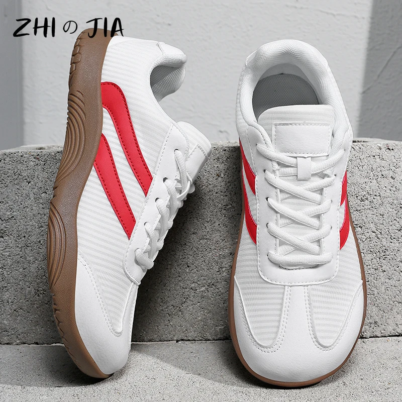 

Men's New Wide Head Shoes Oversized Barefoot Casual Shoes Spring Mesh Fashion Breathable Flat Sneakers 39-48