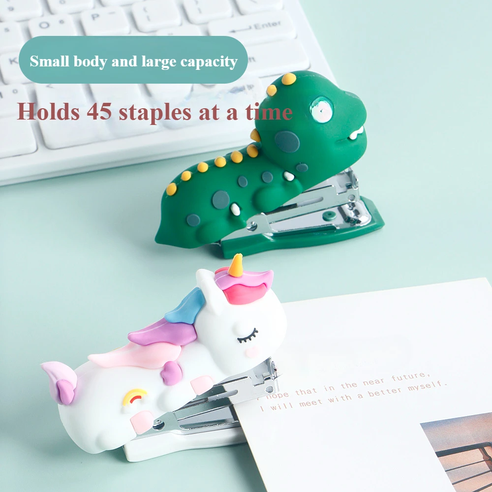 1 STKS Draagbare Leuke Cartoon Mini Nietmachine Creatieve Student Bindmachine Klein Kantoor Moeiteloos Nietmachine
