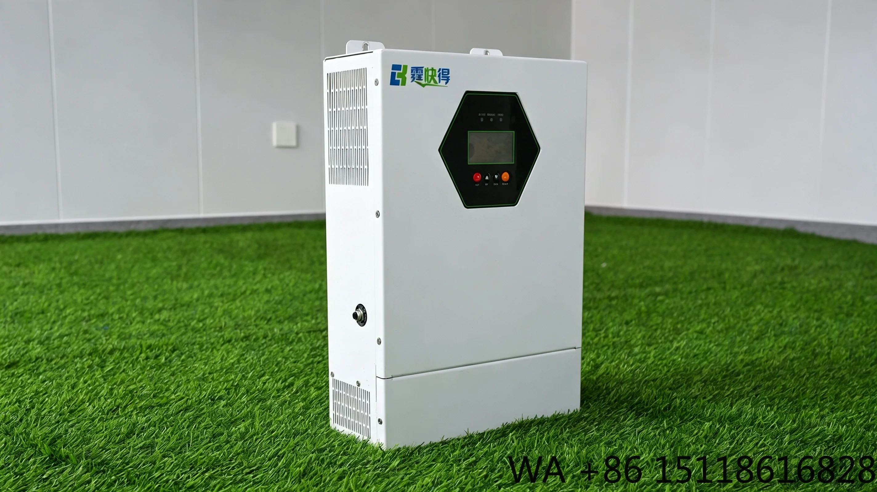 Smart Plug-and-Play IP20 Hybrid Solar Inverte 6.2KW for Home Use