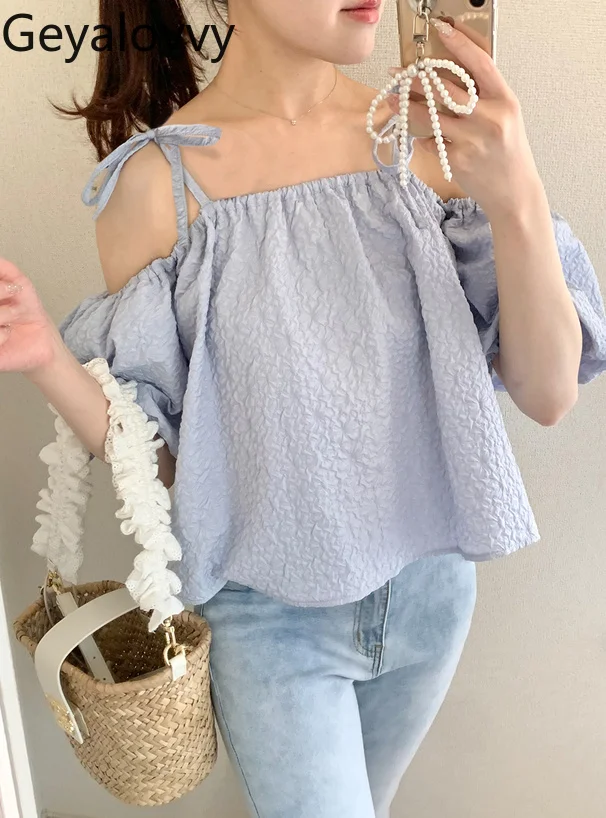 Letnia Nowość 2025 Japońska Koszula Sznurowana z Kokardą Słodkie Dziewczęce Bluzki w Jednolitym Kolorze Bufiaste Krótkie Rękawy Odkryte Ramiona dla Kobiet