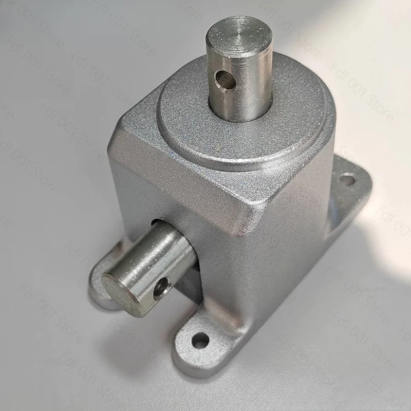 Right angle reversing gearbox, small steering gear 90 degrees, bevel gear, speed ratio 1 to 1 bevel gear
