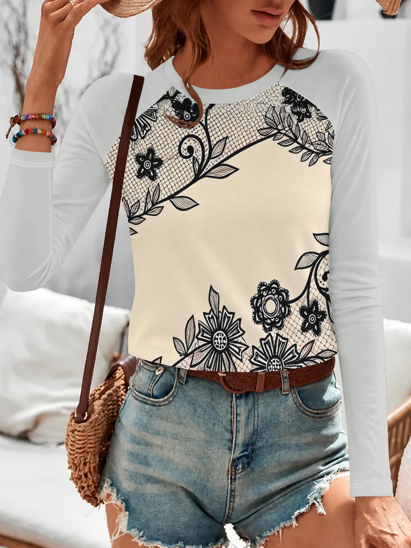 Printed Floral Shirt - Kaos Wanita 2026 Berbahan Lace Motif