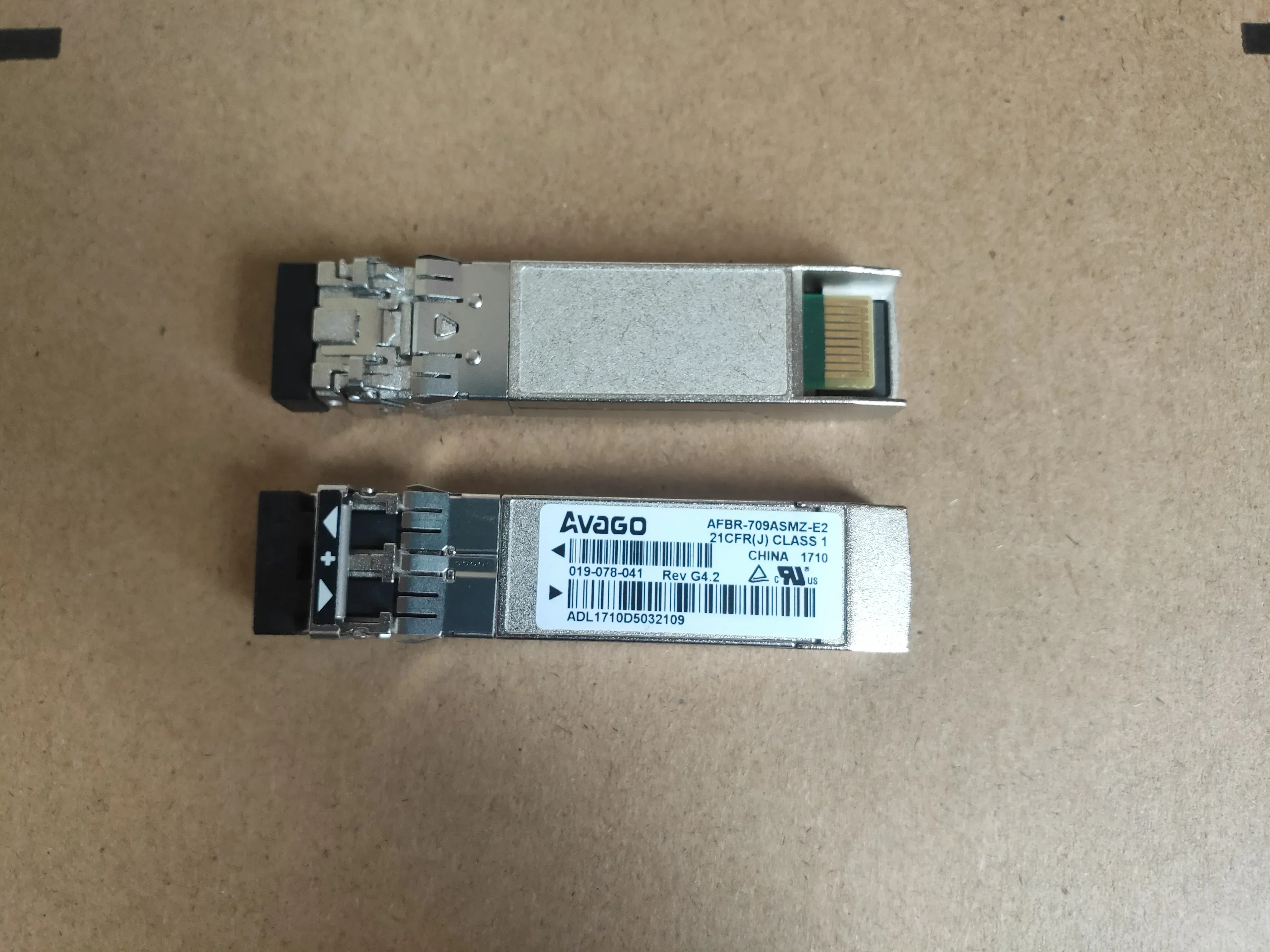 

1PCS AVAGO EMC/019-078-041/AFBR-709ASMZ-E2/10G 850nm SFP+ Optical Transceiver/avago 10g sfp+ Transceiver/fiber switch