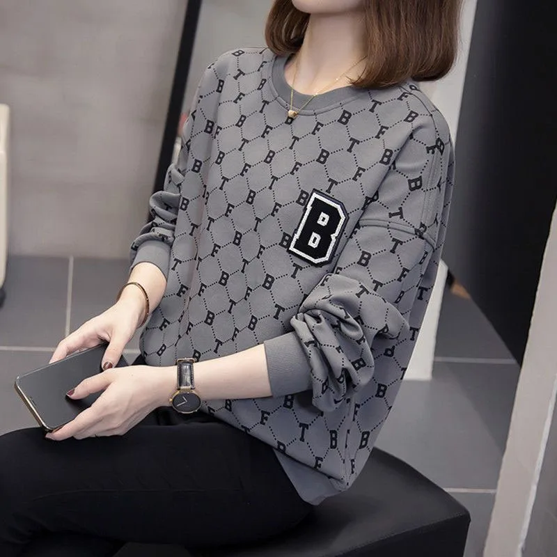 

2023 New Autumn and Winter Fashion Long Sleeve Loose Round Neck Letter Fashion Versatile Reduced Age Casual Women's Sweater