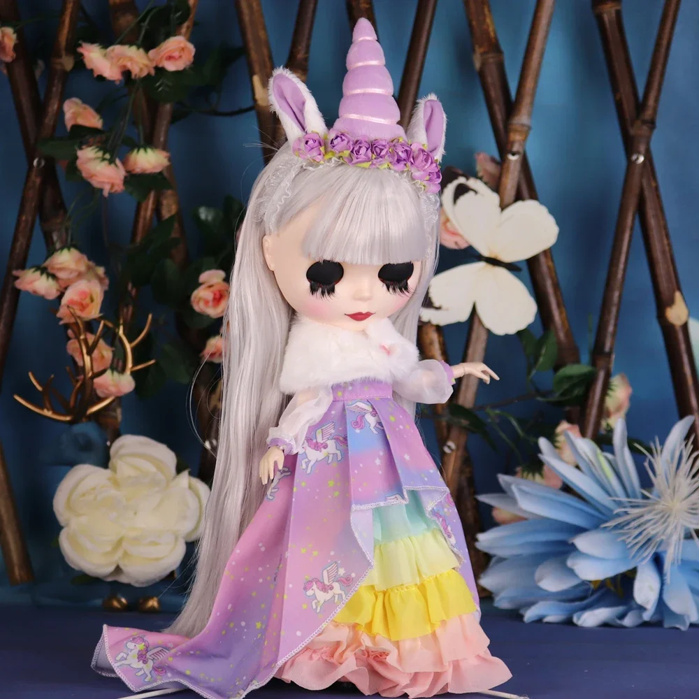 

Black Swan ICY DBS Blyth Doll No.BL1003 Grey Straight Hair White Matte Face Dark Eyelids 1/6 BJD OB24 ANIME GIRL